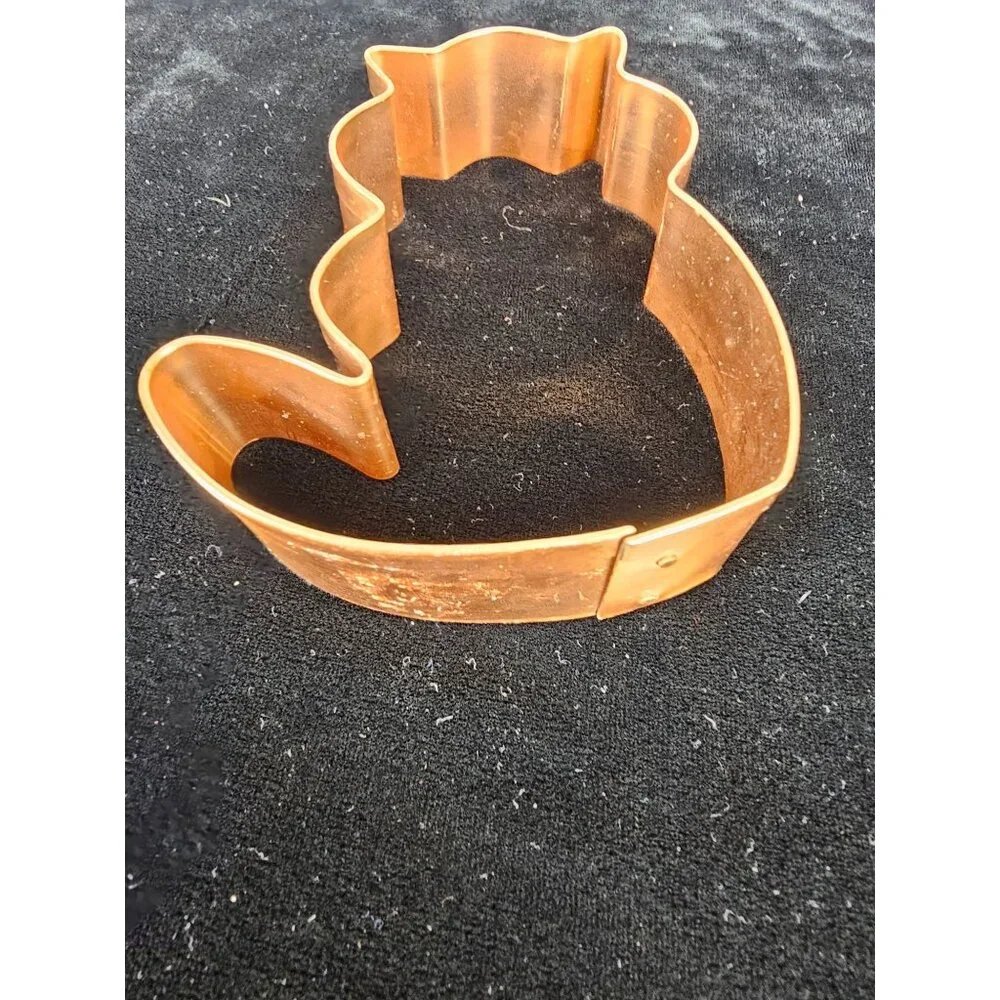Kitchen Collectables Cat Kitten Pet Shaped Heavy Copper Cookie Treat Cutter 3.5”